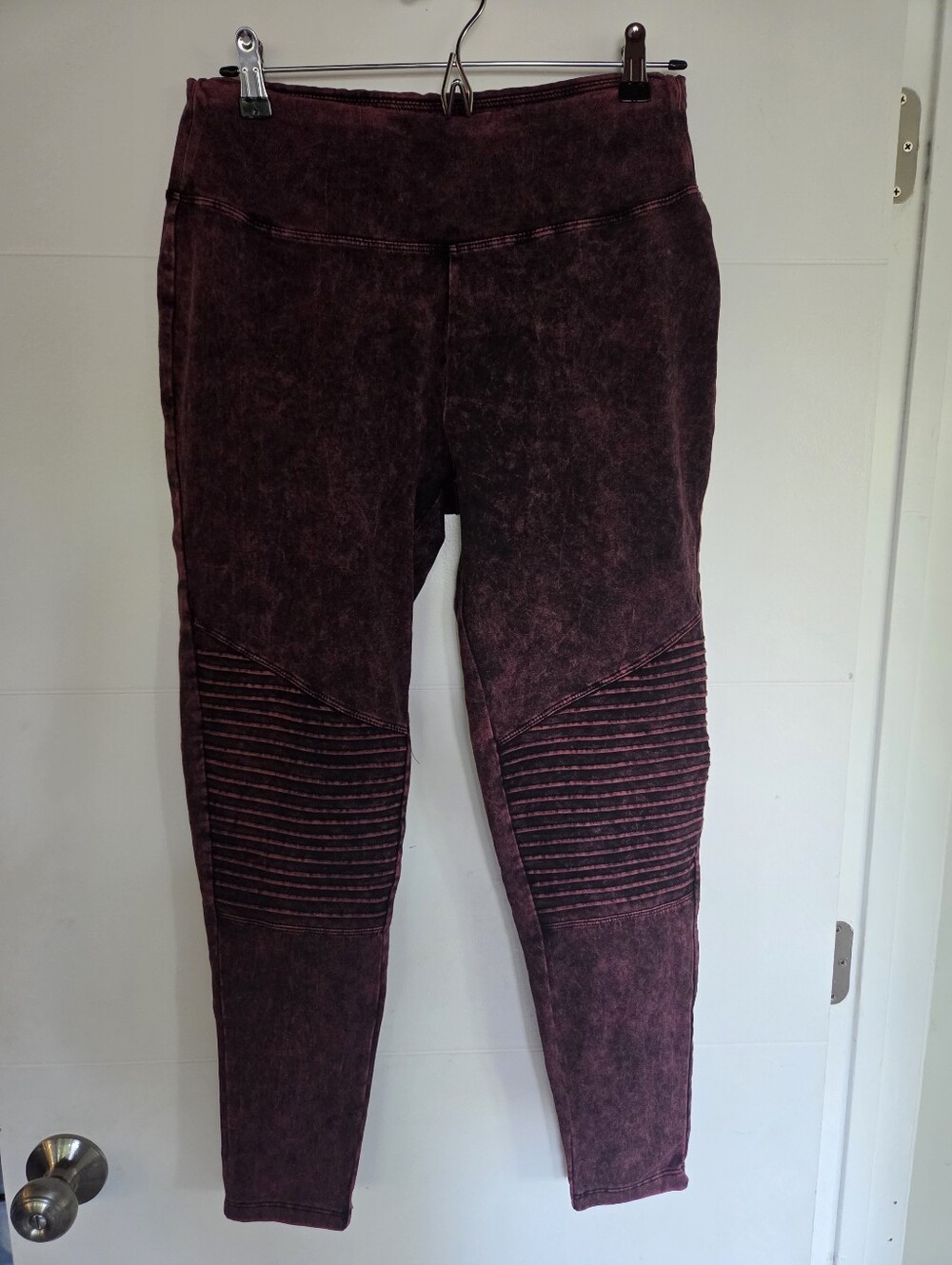 Zenana Outfitters Washed Burgundy Leggings